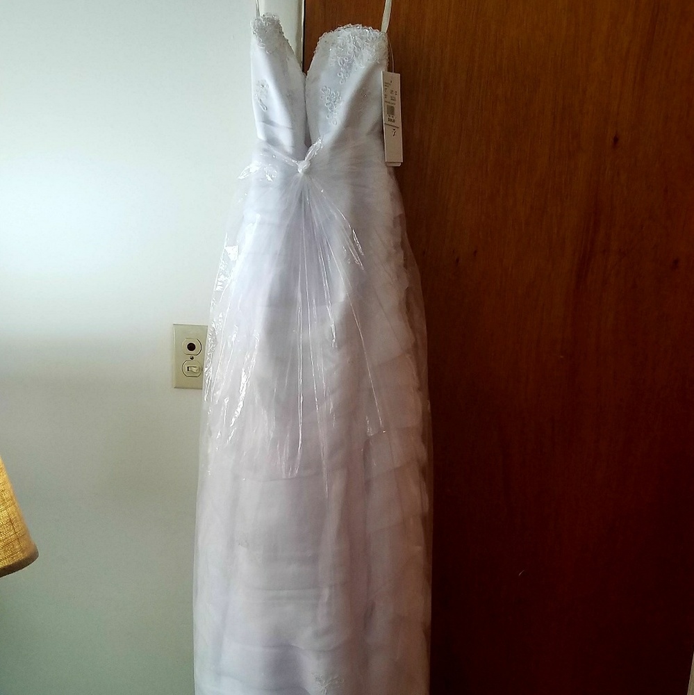 Wedding dress